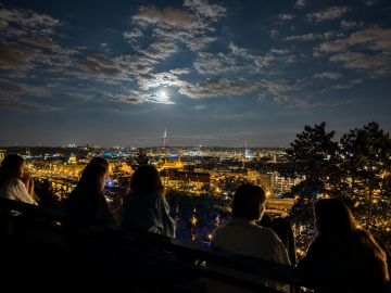 Free view over Prague from Vitkov Hill